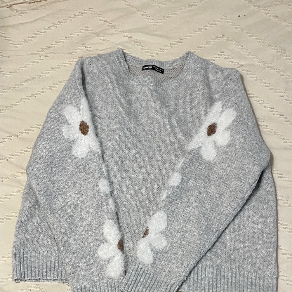 SHEIN Gray Sweater with White Floral Accents